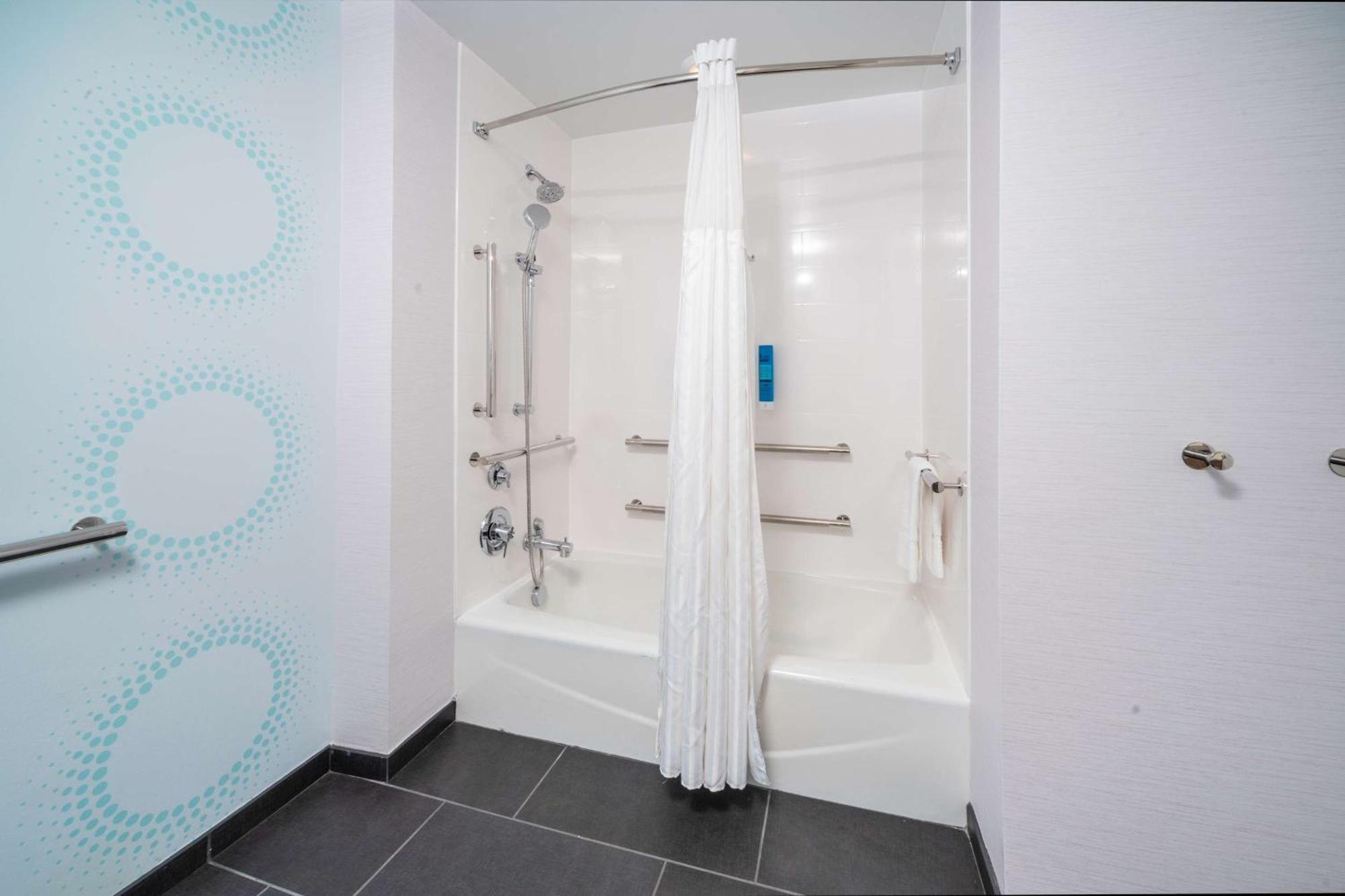 Tru By Hilton Minneapolis Mall Of America 3* Bloomington